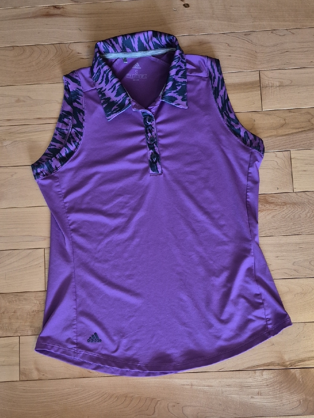 Adidas Women's Size Small Purple Sleeveless Golf Polo with Patterned Collar